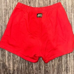 DAILY DRILLS HEART SHORTS